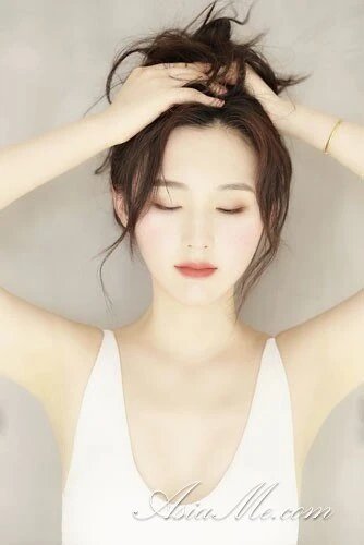 Kelly Profile image 2