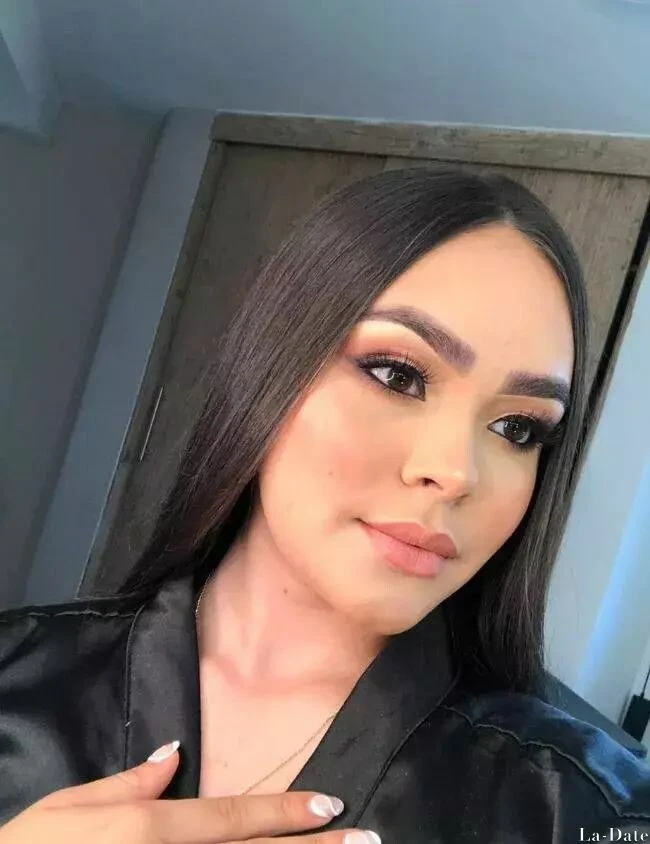 Marcela Profile image 1