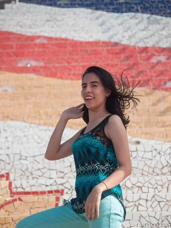 Estefania Profile image 5