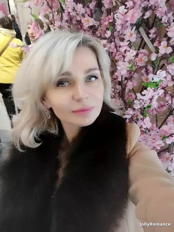 Maria Profile image 1