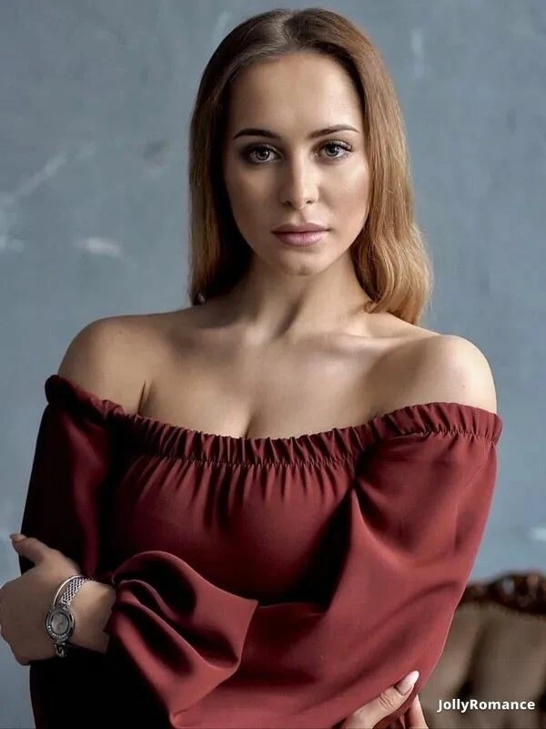 Anna Profile image 3