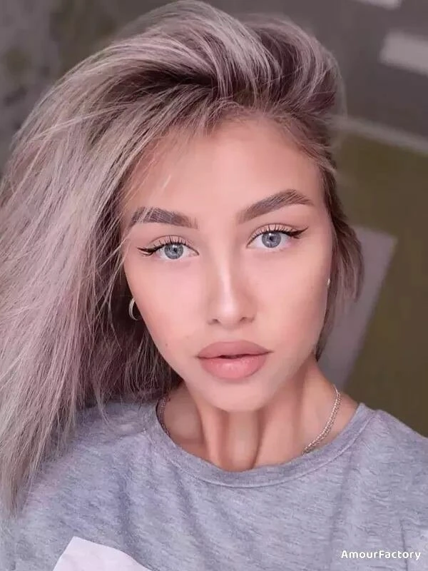 Aleksandra Profile image 4