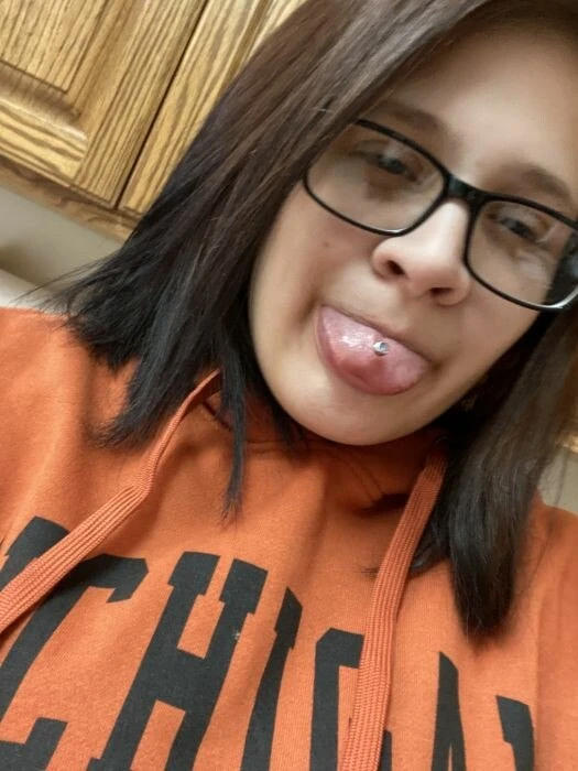 YourAltQueen Profile image 3